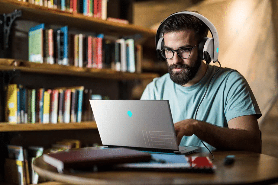 Dell updates its Alienware m15 and m17 laptops with Nvidia’s new RTX 3000 GPUs