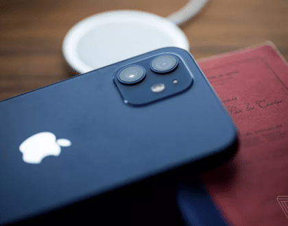 Apple is reportedly prototyping foldable iPhone screens