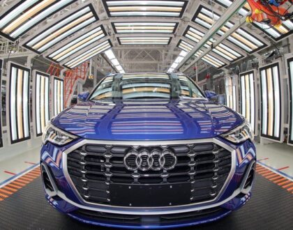 Chip-shortage 'crisis' halts car-company output